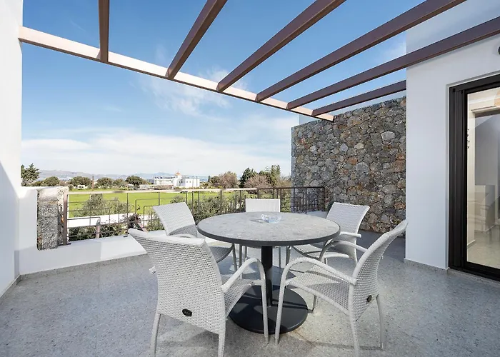 Olive Haven-3br-private Parking-balcony Апартаменты Кос