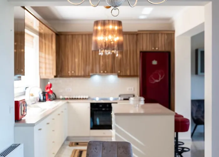 Апартаменты Olive Haven-3br-private Parking-balcony *