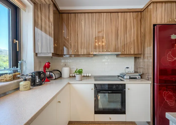 Olive Haven-3br-private Parking-balcony Апартаменты *