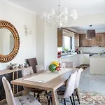 Apartment Olive Haven-3br-private Parking-balcony Kos Town