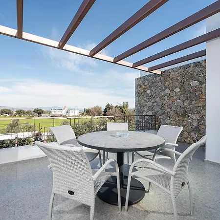 Olive Haven-3br-private Parking-balcony Апартаменты Кос