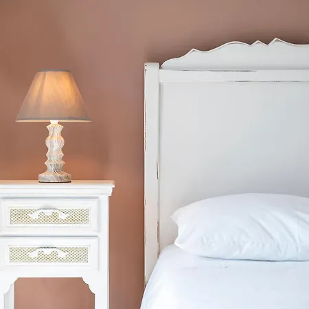 Olive Haven-3br-private Parking-balcony Apartament