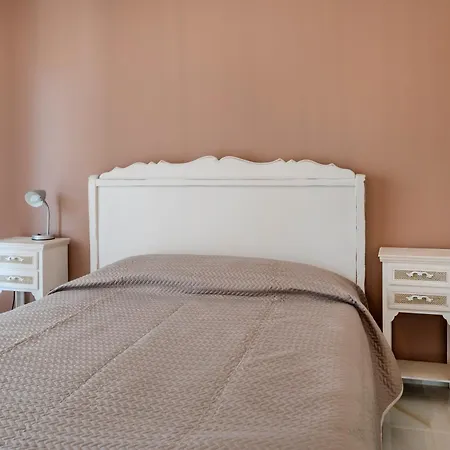 Lägenhet Olive Haven-3br-private Parking-balcony