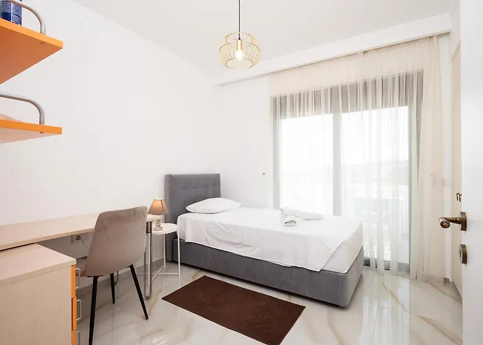 Olive Haven-3br-private Parking-balcony Апартаменты *