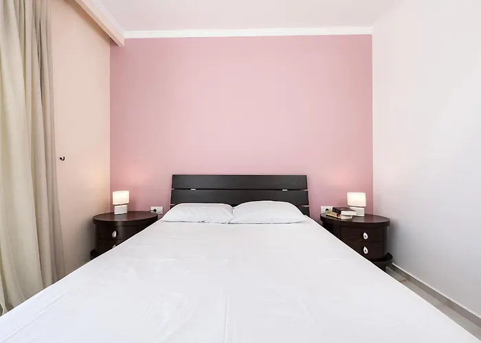 Апартаменты Olive Haven-3br-private Parking-balcony *