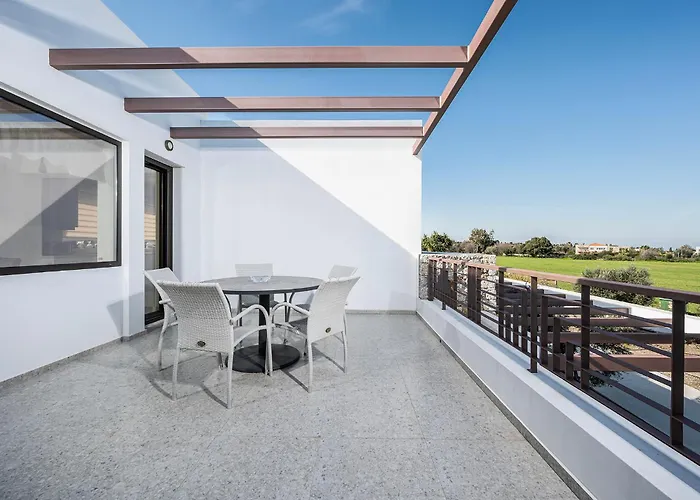 Olive Haven-3br-private Parking-balcony Апартаменты *