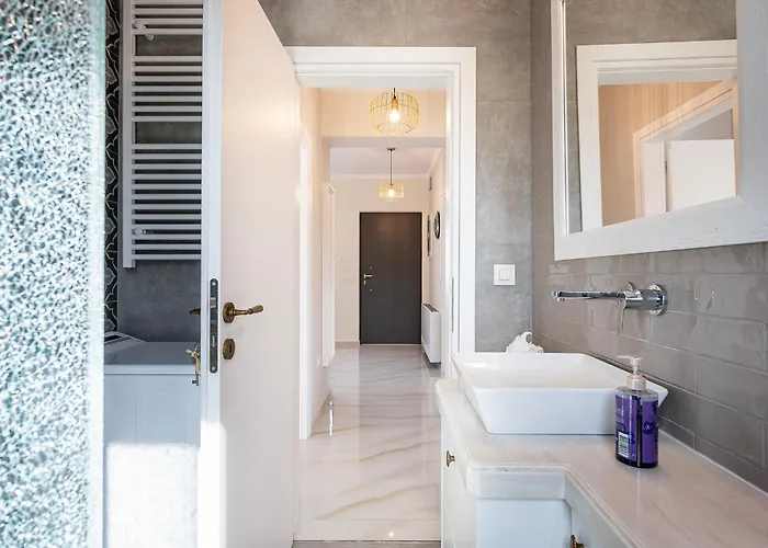 Olive Haven-3br-private Parking-balcony Апартаменты Кос