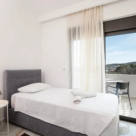 Olive Haven-3br-private Parking-balcony *