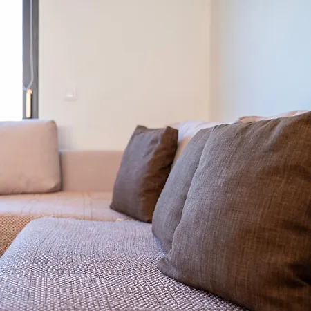 Apartamento Olive Haven-3br-private Parking-balcony Cos