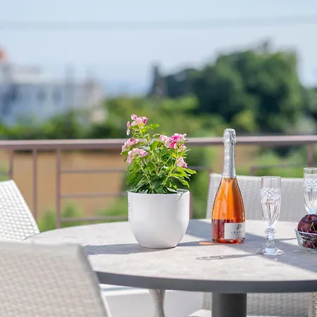 Apartamento Olive Haven-3br-private Parking-balcony