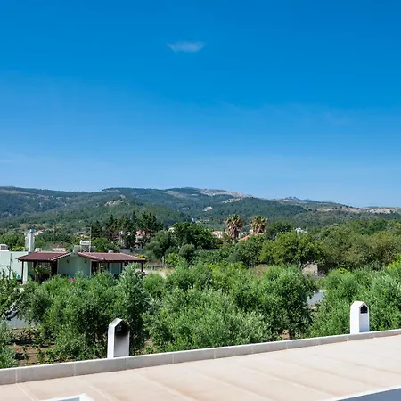 Olive Haven-3br-private Parking-balcony